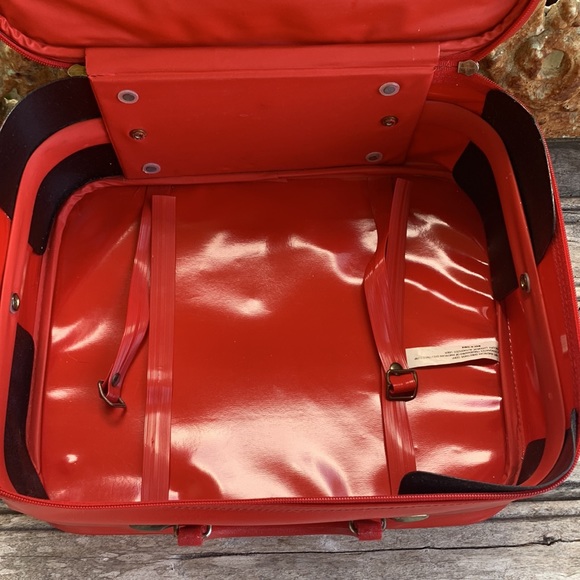 Vintage Kids Suitcase - Picture 9 of 16